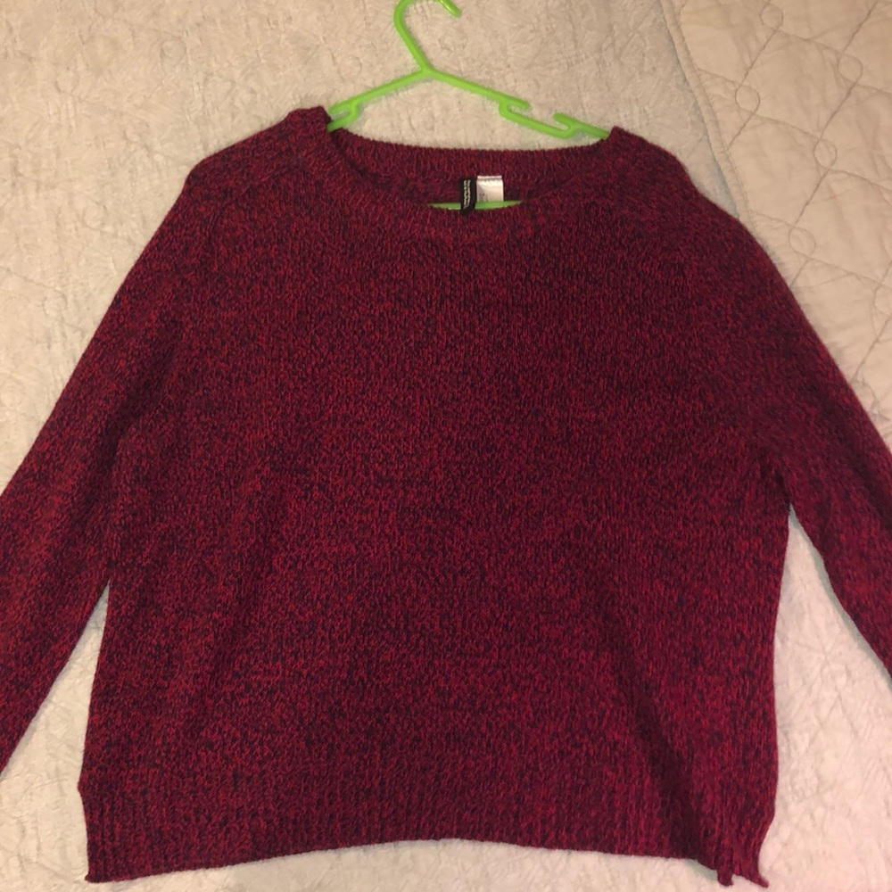 Cropped sweater 🚨